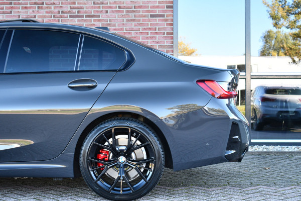 BMW 3-serie 330e M-Sport Dravit E-Dak Trekh E-zetels 19inch HUD Adp-onderstel