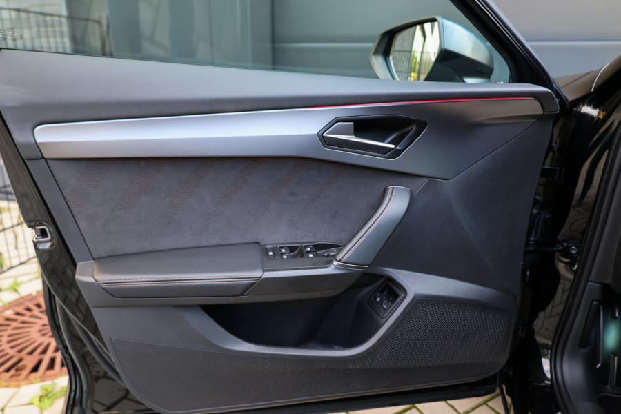 CUPRA Formentor 1.4 e-Hybrid VZ Tribe Edition | BTW | BEATS | ACC | STOEL & STUURWIELVERWARMING | 360 |