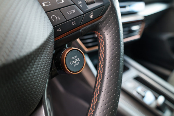 CUPRA Formentor 1.4 e-Hybrid VZ Tribe Edition | BTW | BEATS | ACC | STOEL & STUURWIELVERWARMING | 360 |
