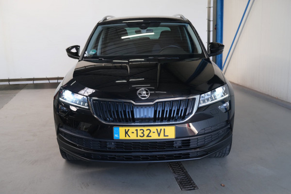 Škoda Karoq 1.5 TSI ACT Business Edition Plus - N.A.P. Airco, Cruise, PDC, Navi, Stoelverwarming, Carplay, Virtueel display.