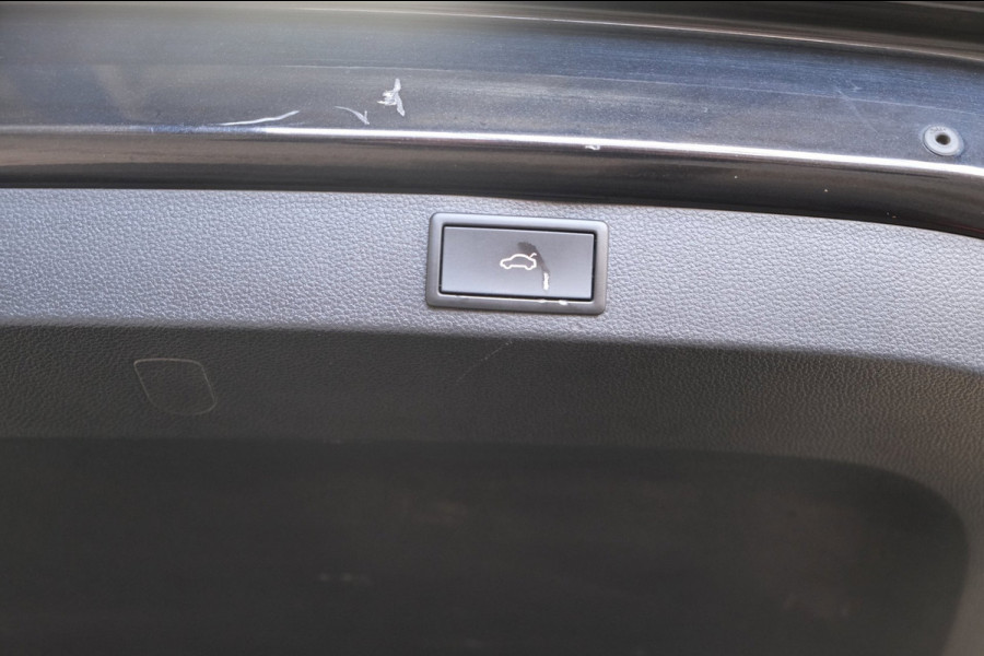 Škoda Karoq 1.5 TSI ACT Business Edition Plus - N.A.P. Airco, Cruise, PDC, Navi, Stoelverwarming, Carplay, Virtueel display.