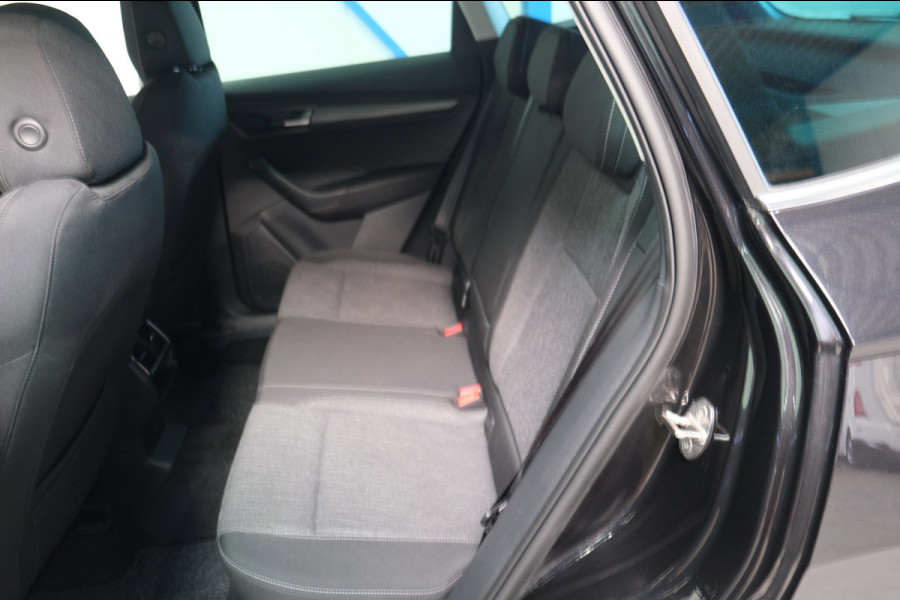 Škoda Karoq 1.5 TSI ACT Business Edition Plus - N.A.P. Airco, Cruise, PDC, Navi, Stoelverwarming, Carplay, Virtueel display.