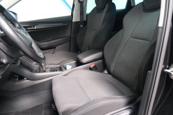 Škoda Karoq 1.5 TSI ACT Business Edition Plus - N.A.P. Airco, Cruise, PDC, Navi, Stoelverwarming, Carplay, Virtueel display.