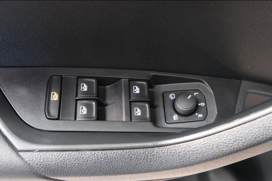 Škoda Karoq 1.5 TSI ACT Business Edition Plus - N.A.P. Airco, Cruise, PDC, Navi, Stoelverwarming, Carplay, Virtueel display.