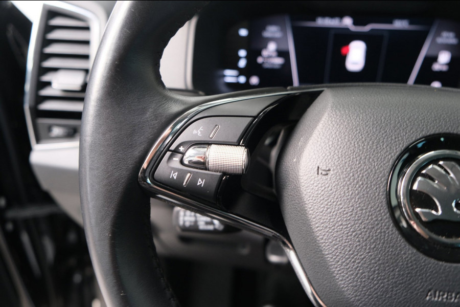 Škoda Karoq 1.5 TSI ACT Business Edition Plus - N.A.P. Airco, Cruise, PDC, Navi, Stoelverwarming, Carplay, Virtueel display.