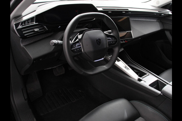 Peugeot 408 1.2 PureTech 130pk Automaat Allure Pack Electrische stoelverstelling LV stoelverwarming Camera Navigatie Climate Control Dab Led Parkeer sensoren Apple Carplay/ Android Auto