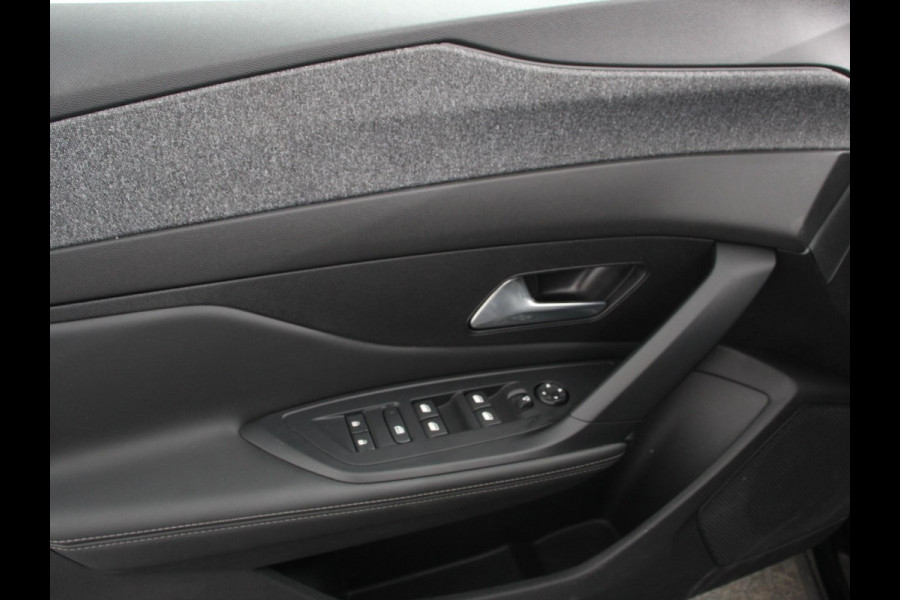 Peugeot 408 1.2 PureTech 130pk Automaat Allure Pack Electrische stoelverstelling LV stoelverwarming Camera Navigatie Climate Control Dab Led Parkeer sensoren Apple Carplay/ Android Auto