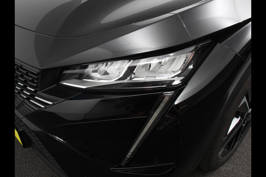 Peugeot 408 1.2 PureTech 130pk Automaat Allure Pack Electrische stoelverstelling LV stoelverwarming Camera Navigatie Climate Control Dab Led Parkeer sensoren Apple Carplay/ Android Auto