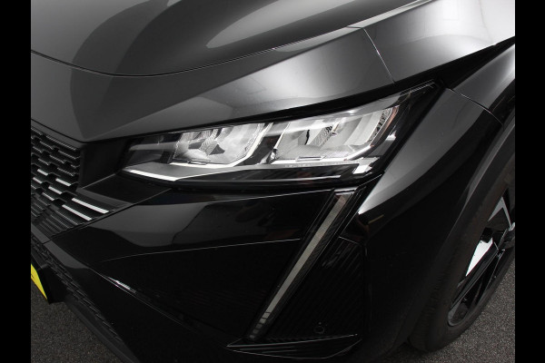 Peugeot 408 1.2 PureTech 130pk Automaat Allure Pack Electrische stoelverstelling LV stoelverwarming Camera Navigatie Climate Control Dab Led Parkeer sensoren Apple Carplay/ Android Auto