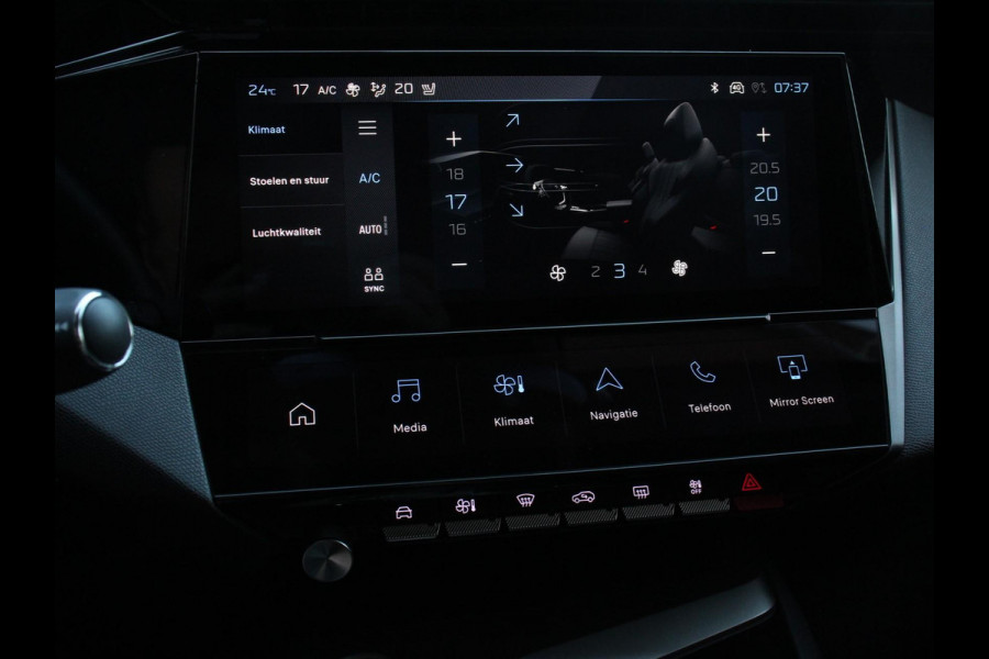 Peugeot 408 1.2 PureTech 130pk Automaat Allure Pack Electrische stoelverstelling LV stoelverwarming Camera Navigatie Climate Control Dab Led Parkeer sensoren Apple Carplay/ Android Auto