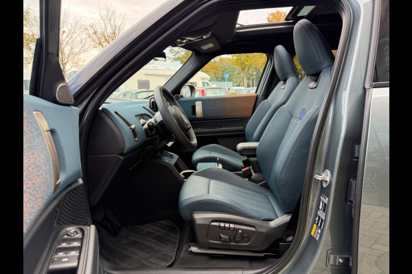 MINI Countryman SE ALL4 Favoured XL 66.5 kWh, 20 inch, Trekhaak, FULL OPTIONS!