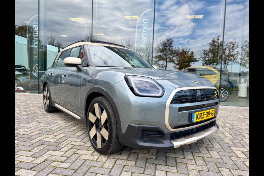 MINI Countryman SE ALL4 Favoured XL 66.5 kWh, 20 inch, Trekhaak, FULL OPTIONS!