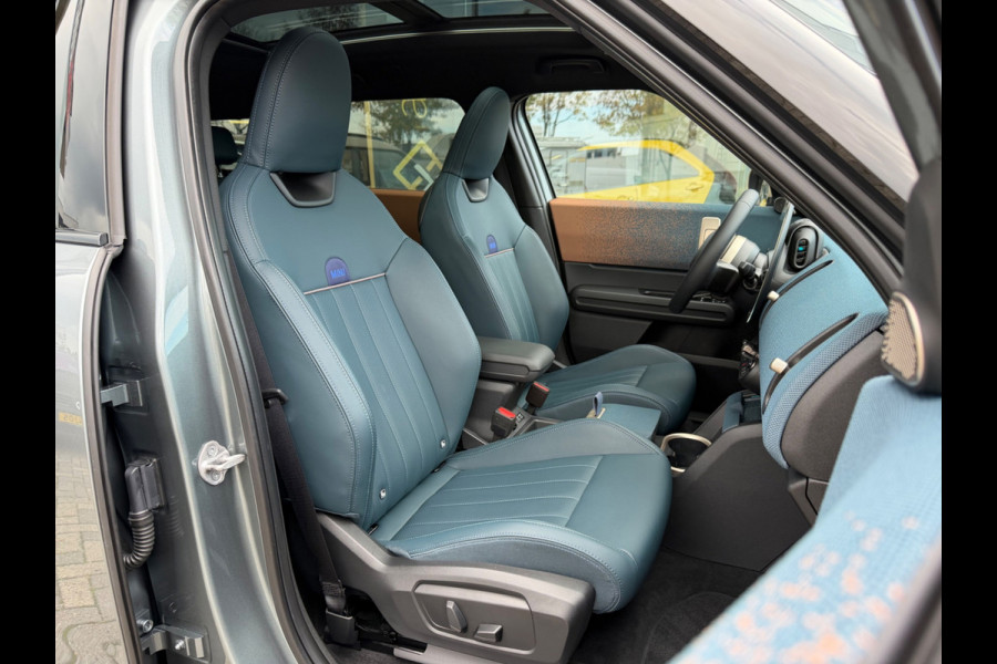 MINI Countryman SE ALL4 Favoured XL 66.5 kWh, 20 inch, Trekhaak, FULL OPTIONS!