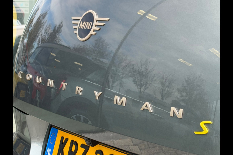 MINI Countryman SE ALL4 Favoured XL 66.5 kWh, 20 inch, Trekhaak, FULL OPTIONS!