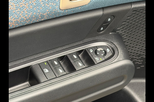 MINI Countryman SE ALL4 Favoured XL 66.5 kWh, 20 inch, Trekhaak, FULL OPTIONS!