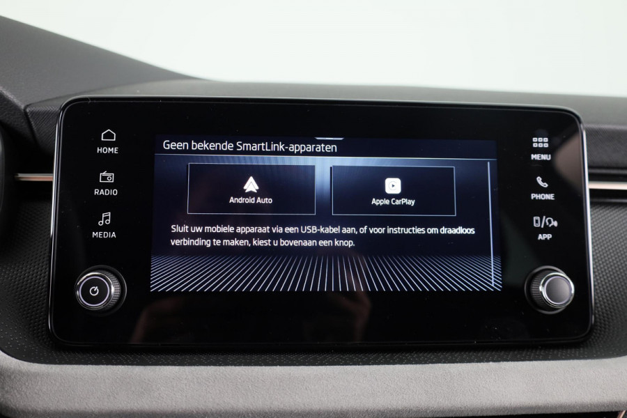 Škoda Kamiq Business Edition 1.0 TSI 115 pk 6 versn. Hand | Trekhaak | Stoelverwarming | Achteruitrijcamera |Apple CarPlay | Android Auto