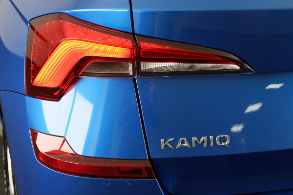 Škoda Kamiq Business Edition 1.0 TSI 115 pk 6 versn. Hand | Trekhaak | Stoelverwarming | Achteruitrijcamera |Apple CarPlay | Android Auto