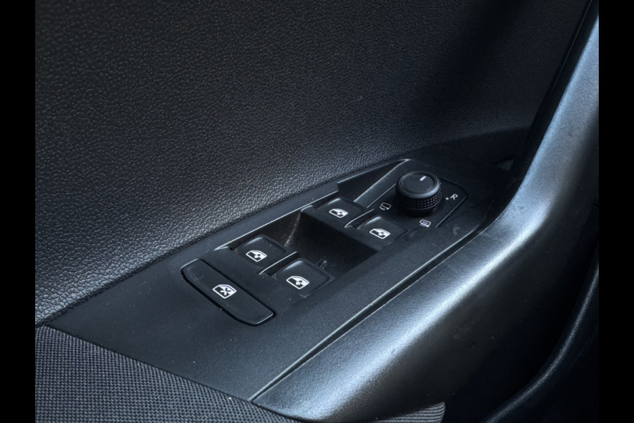 Volkswagen Taigo 1.0 TSI 95PK LIFE EDITION CARPLAY/PDC/LED