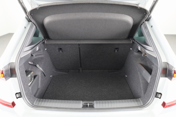 Škoda Kamiq Monte Carlo 1.0 TSI 115 pk | Led Matrix | Winter pakket | Panoramadak | Achteruitrijcamera