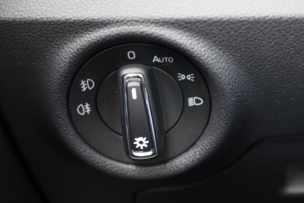 Škoda Kamiq Monte Carlo 1.0 TSI 115 pk | Led Matrix | Winter pakket | Panoramadak | Achteruitrijcamera