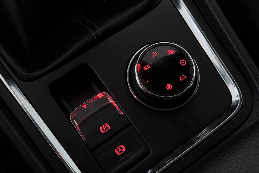 Seat Ateca 1.4 EcoTSI Xcellence 4DRIVE (TREKHAAK, STOELVERWARMING, CRUISE CONTROL, CARPLAY)