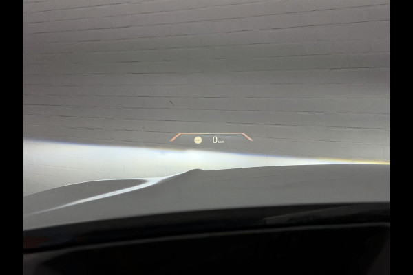 BMW 3 Serie Touring 330e M-Sportpakket | Adapt. Cruise | Stoelverwarming | Sfeerverlichting | Dodehoek | Memory | Head up | Matrix led |