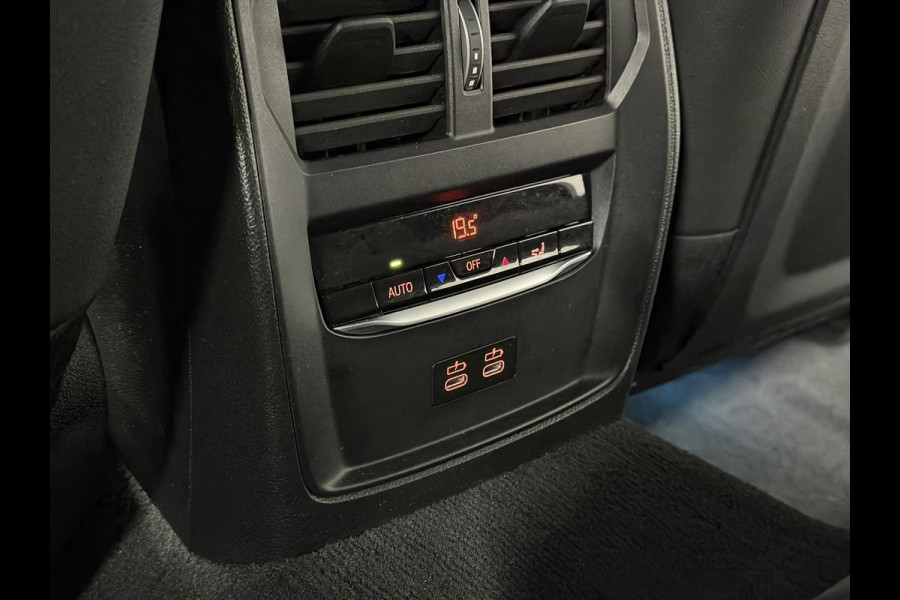 BMW 3 Serie Touring 330e M-Sportpakket | Adapt. Cruise | Stoelverwarming | Sfeerverlichting | Dodehoek | Memory | Head up | Matrix led |