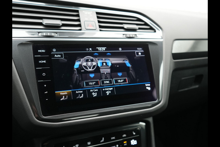 Volkswagen Tiguan 1.4 TSI eHybrid Life PHEV 245pk Dealer O.H. | SOH 97,6% | Trekhaak Af Fabriek | Adaptive Cruise | 360 Camera | IQ Light | Stoelen & Stuur Verwarmd | Keyless | BLIS | Apple Carplay | Navigatie | DAB | Plug In Hybrid |