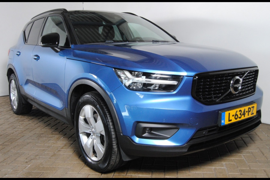 Volvo XC40 2.0 T4 AWD R-Design | H/K | Elec trekhaak | Carplay |
