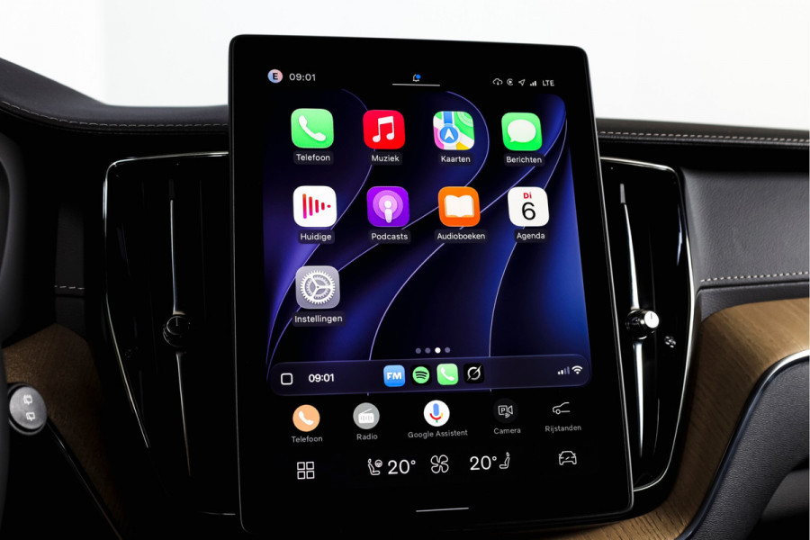 Volvo XC60 2.0 T6 Plug-in hybrid AWD Ultra Dark | Forest Lake | Adapt. Cruise | Stoel + Stuurverw. |  | 360 Camera | NAV + Carplay/Android | Elek. Klep | LM 21" | 1267