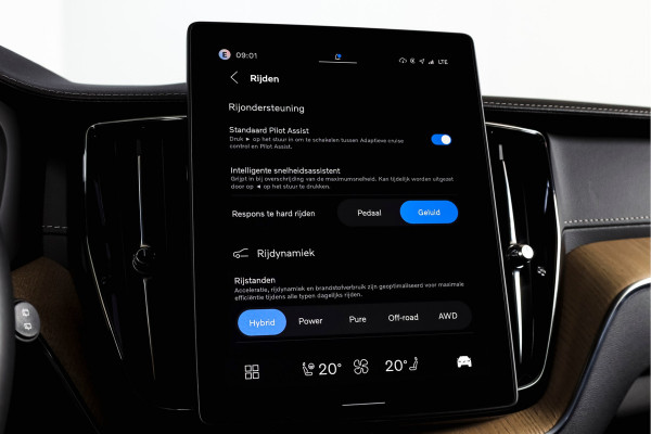 Volvo XC60 2.0 T6 Plug-in hybrid AWD Ultra Dark | Forest Lake | Adapt. Cruise | Stoel + Stuurverw. |  | 360 Camera | NAV + Carplay/Android | Elek. Klep | LM 21" | 1267