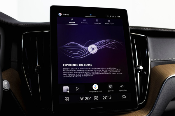 Volvo XC60 2.0 T6 Plug-in hybrid AWD Ultra Dark | Forest Lake | Adapt. Cruise | Stoel + Stuurverw. |  | 360 Camera | NAV + Carplay/Android | Elek. Klep | LM 21" | 1267