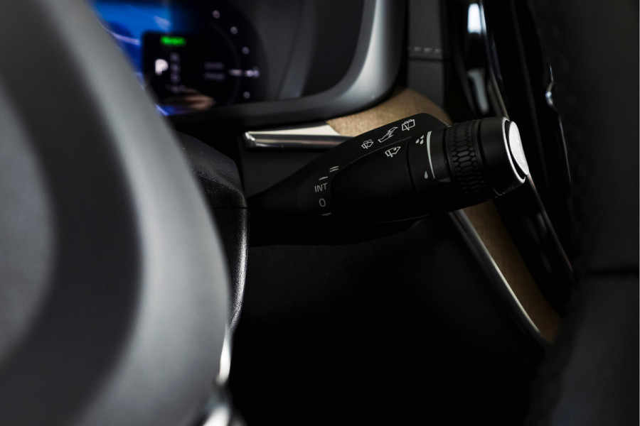 Volvo XC60 2.0 T6 Plug-in hybrid AWD Ultra Dark | Forest Lake | Adapt. Cruise | Stoel + Stuurverw. |  | 360 Camera | NAV + Carplay/Android | Elek. Klep | LM 21" | 1267