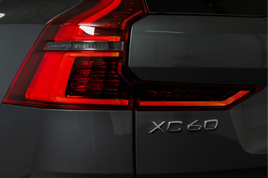 Volvo XC60 2.0 T6 Plug-in hybrid AWD Ultra Dark | Forest Lake | Adapt. Cruise | Stoel + Stuurverw. |  | 360 Camera | NAV + Carplay/Android | Elek. Klep | LM 21" | 1267