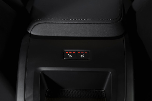 Volvo XC60 2.0 T6 Plug-in hybrid AWD Ultra Dark | Forest Lake | Adapt. Cruise | Stoel + Stuurverw. |  | 360 Camera | NAV + Carplay/Android | Elek. Klep | LM 21" | 1267