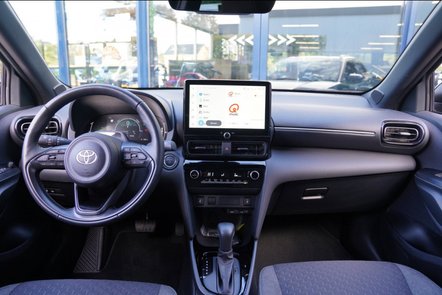 Toyota Yaris Cross 1.5 Hybrid 115 Dynamic | Prijs rijklaar incl. fabrieksgarantie | 17" lmv Clima Camera Stoel/Stuurverw