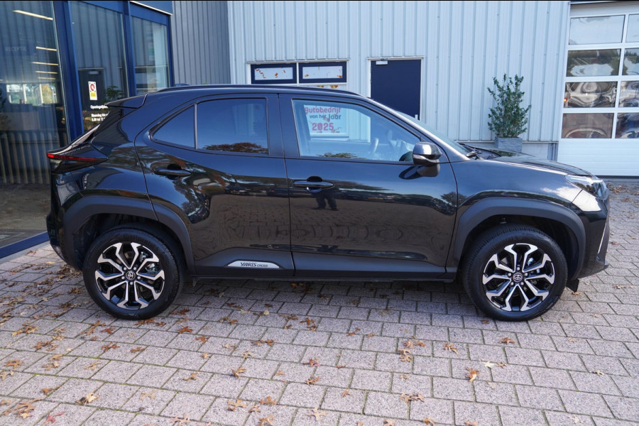 Toyota Yaris Cross 1.5 Hybrid 115 Dynamic | Prijs rijklaar incl. fabrieksgarantie | 17" lmv Clima Camera Stoel/Stuurverw
