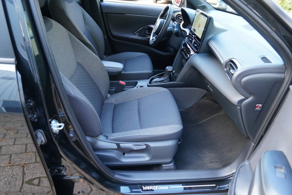 Toyota Yaris Cross 1.5 Hybrid 115 Dynamic | Prijs rijklaar incl. fabrieksgarantie | 17" lmv Clima Camera Stoel/Stuurverw