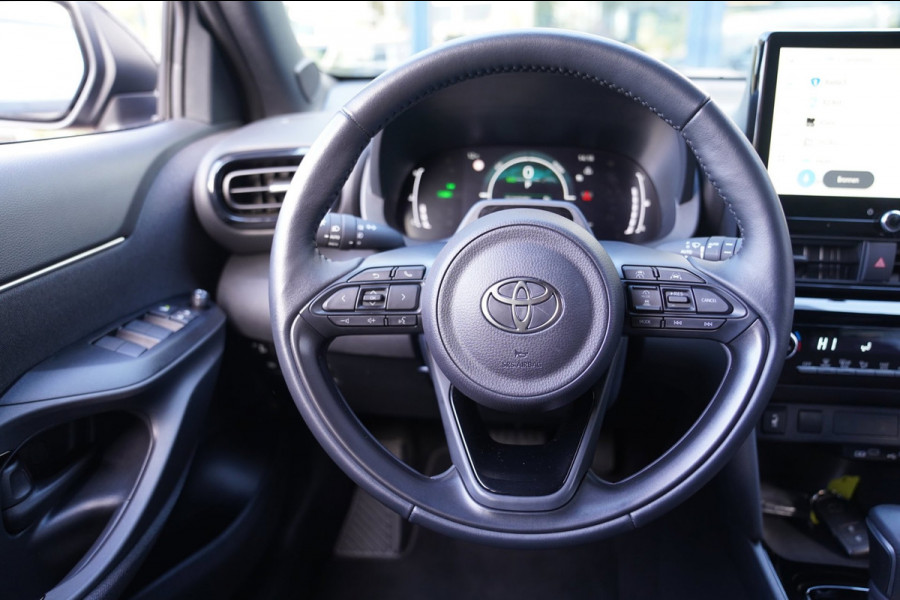 Toyota Yaris Cross 1.5 Hybrid 115 Dynamic | Prijs rijklaar incl. fabrieksgarantie | 17" lmv Clima Camera Stoel/Stuurverw