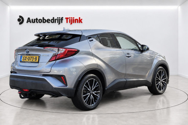 Toyota C-HR 1.8 Hybrid Dynamic | LED | Trekhaak | Camera | Stoelverwarming | All-seasons | Navi | Keyless |