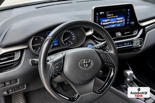 Toyota C-HR 1.8 Hybrid Dynamic | LED | Trekhaak | Camera | Stoelverwarming | All-seasons | Navi | Keyless |