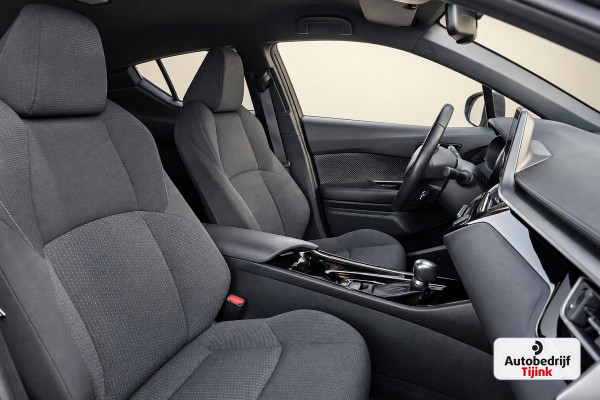 Toyota C-HR 1.8 Hybrid Dynamic | LED | Trekhaak | Camera | Stoelverwarming | All-seasons | Navi | Keyless |