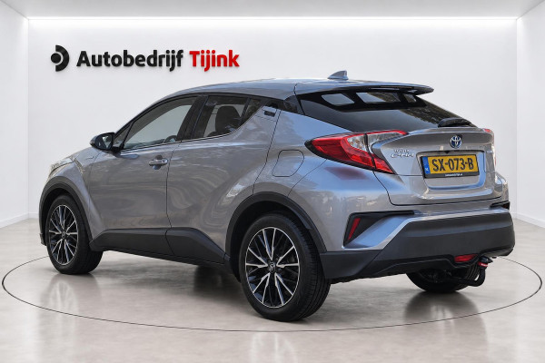 Toyota C-HR 1.8 Hybrid Dynamic | LED | Trekhaak | Camera | Stoelverwarming | All-seasons | Navi | Keyless |