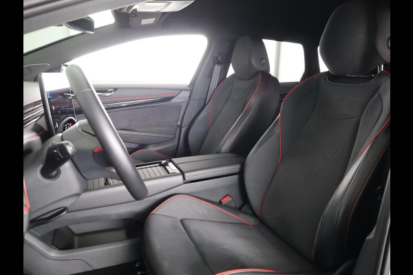 Volkswagen ID.7 Tourer GTX 86 kWh SOH 95 % | 340 PK 4 Motion | Martix koplampen | Headup display | Electrisch verstelbare massage stoelen | 360 graden camera |