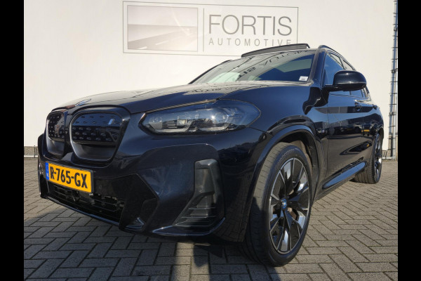 BMW iX3 High Executive 80 kWh NL-AUTO | TREKHAAK | LEDER | PANODAK