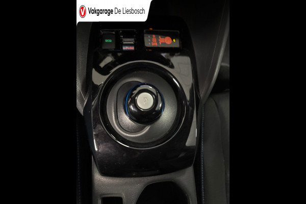 Nissan Leaf N-Connecta 40 kWh / camera / Navigatie / cruisecontrol /boeken/stoelverw