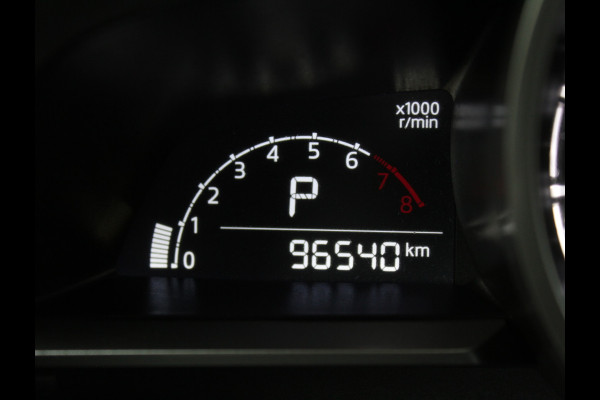 Mazda 2 1.5 Skyactiv-G Luxury CLIMATE | CRUISE | NAVI | LMV16 | DAB | CARPLAY | STOELVERW | PDC | LED