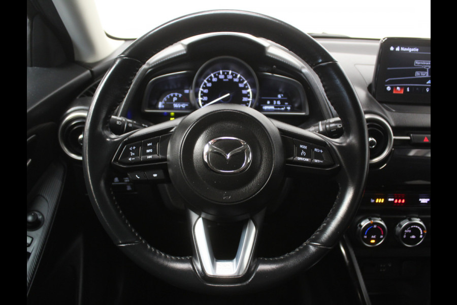Mazda 2 1.5 Skyactiv-G Luxury CLIMATE | CRUISE | NAVI | LMV16 | DAB | CARPLAY | STOELVERW | PDC | LED