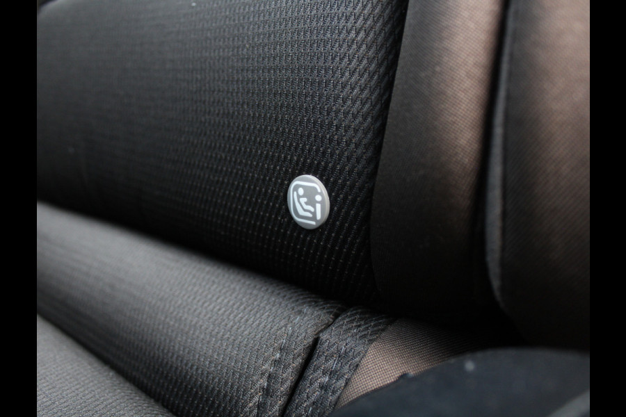 Mazda 2 1.5 Skyactiv-G Luxury CLIMATE | CRUISE | NAVI | LMV16 | DAB | CARPLAY | STOELVERW | PDC | LED
