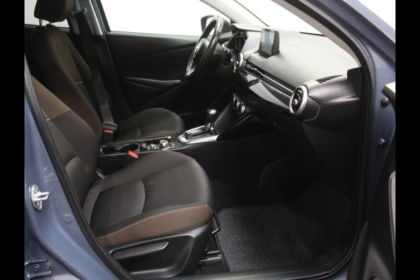 Mazda 2 1.5 Skyactiv-G Luxury CLIMATE | CRUISE | NAVI | LMV16 | DAB | CARPLAY | STOELVERW | PDC | LED